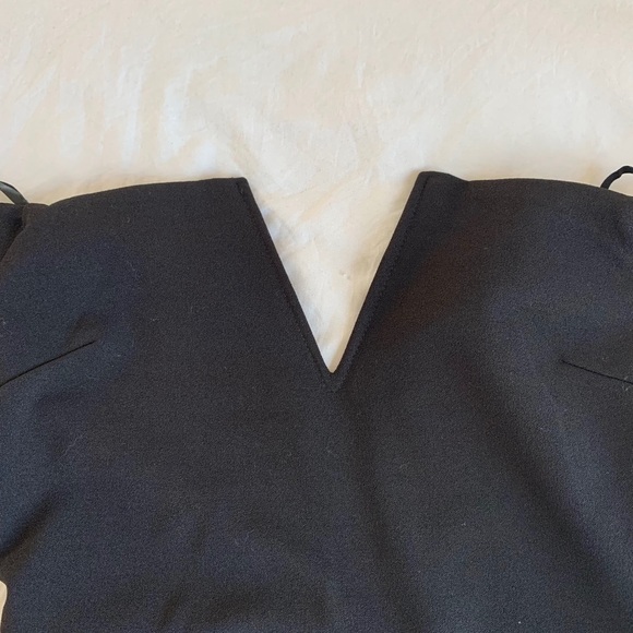 ✨NEW✨ Lulu’s black dress 🖤 - Picture 4 of 5